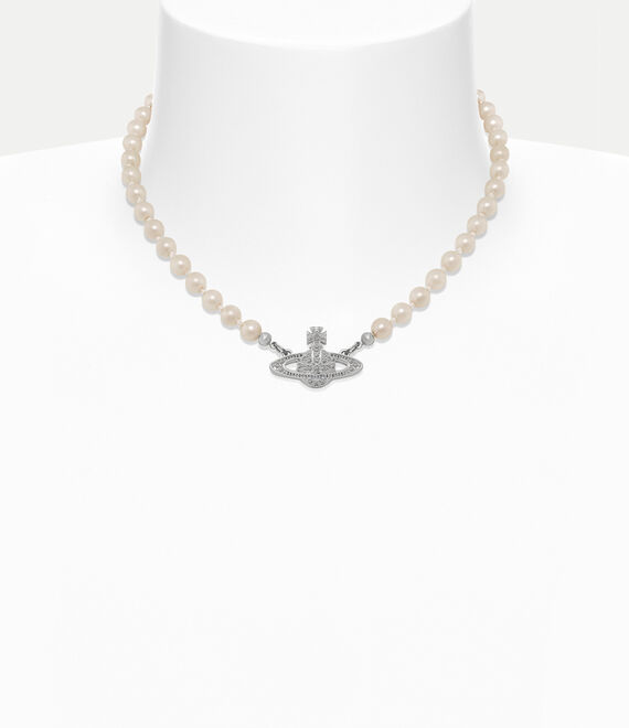 Mini Bas Relief Pearl Choker